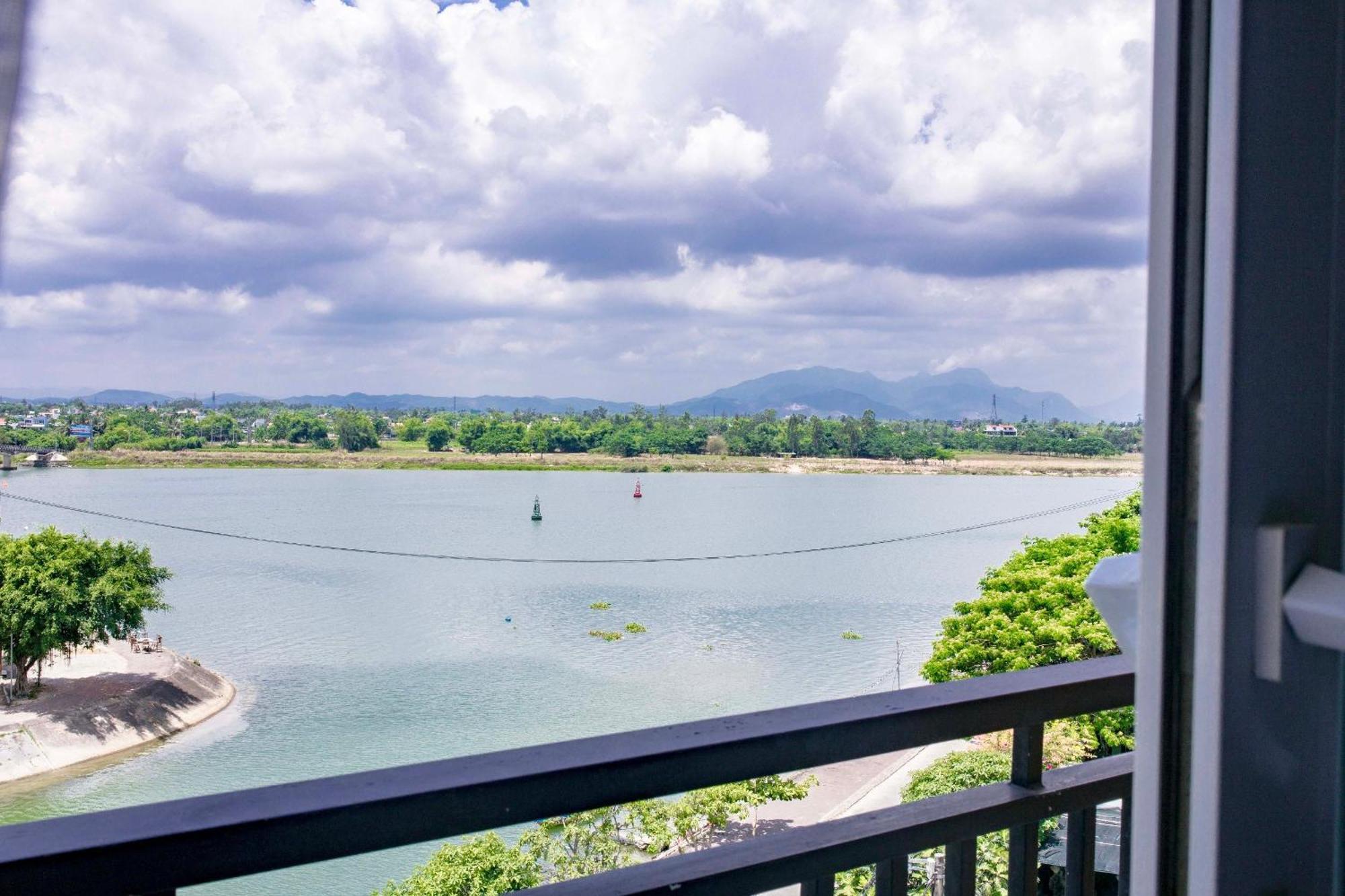Royal Riverside Hoi An Hotel Dış mekan fotoğraf
